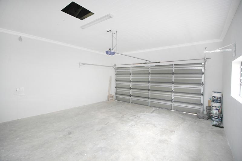 3 Bedroom Property for Sale in Reebok Western Cape